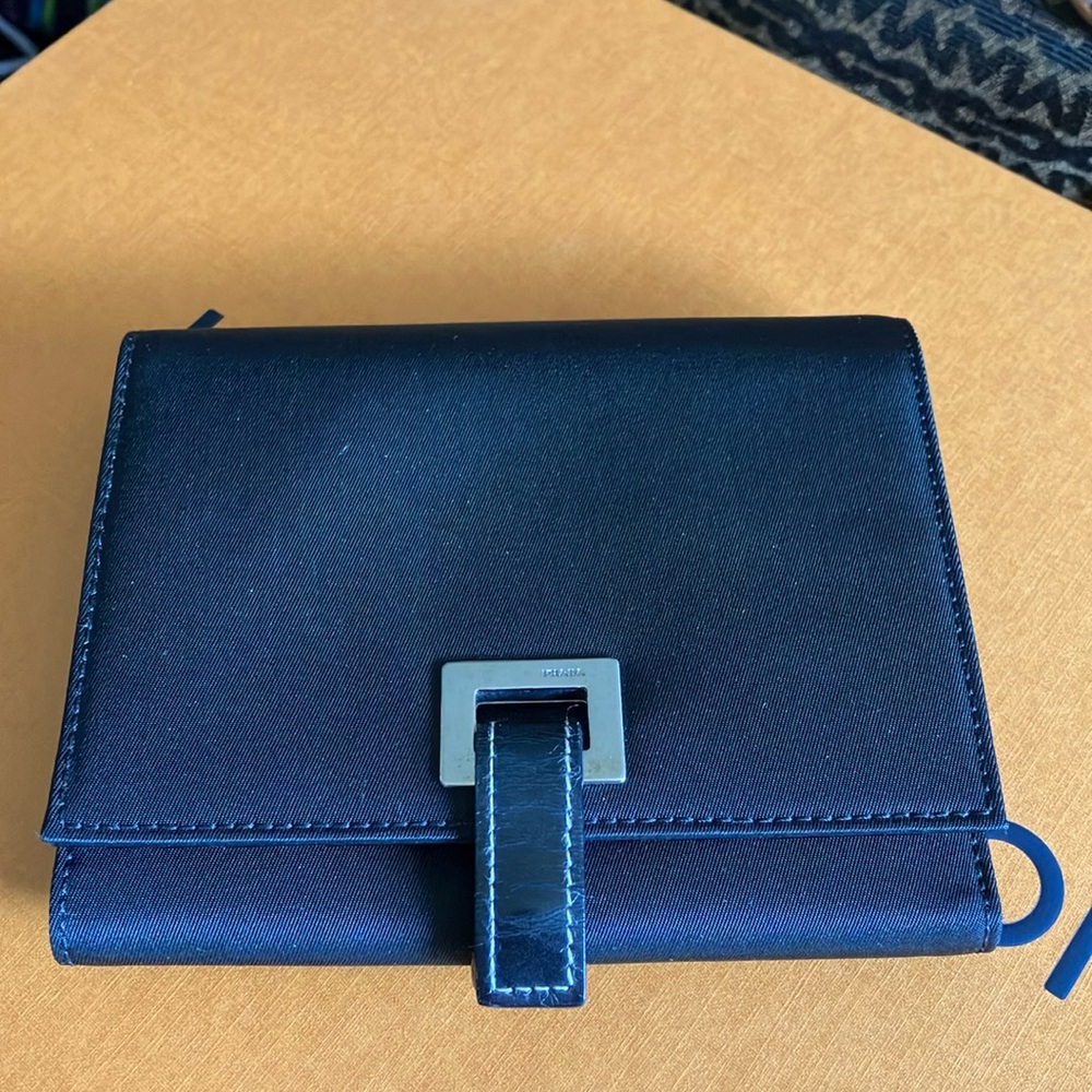 Vintage black wallet! 💋🖤❤️‍🔥